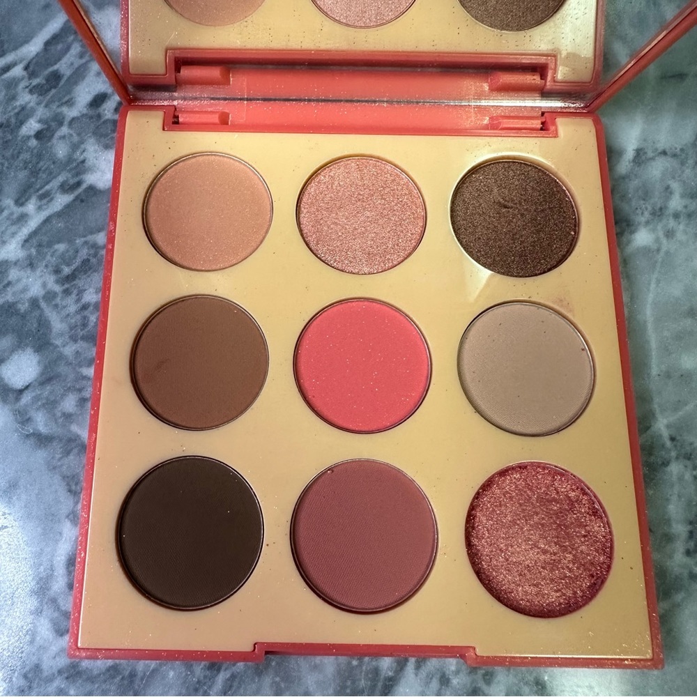 Morphe Pretty in Peach Eyeshadow Palette - Picture 3 of 4